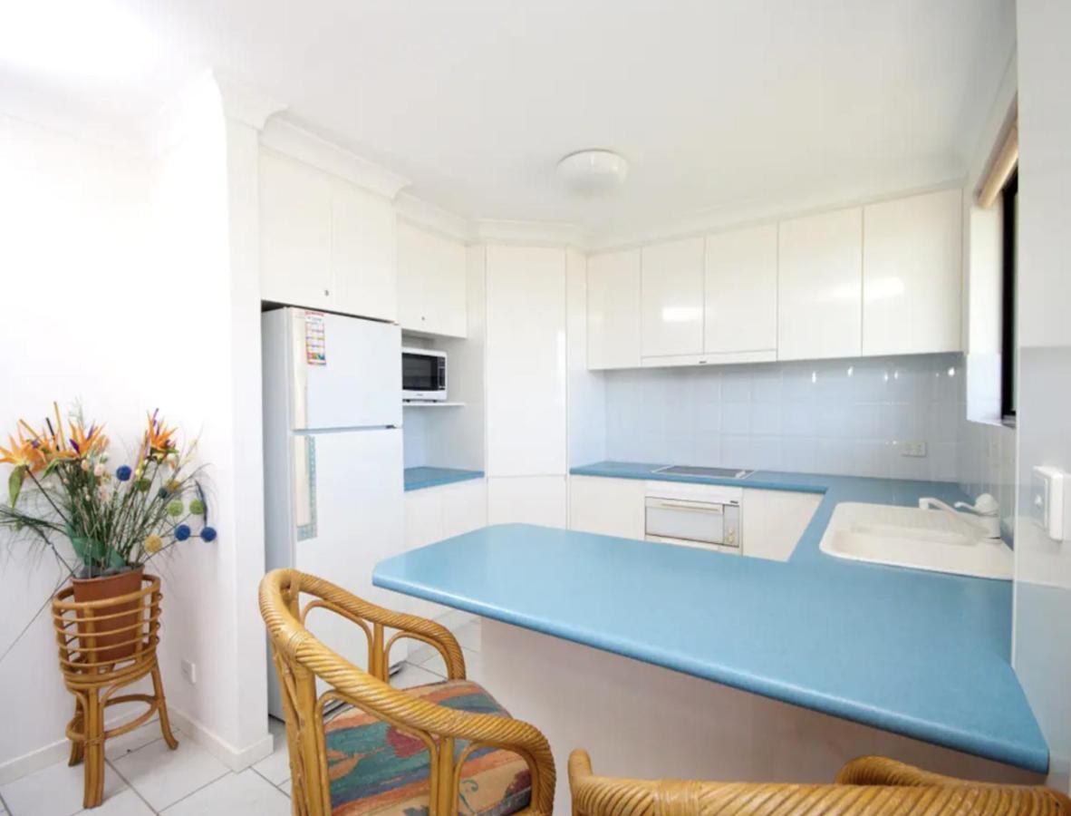 Apartment Hi Surf Unit 2, 92 Head Street, *