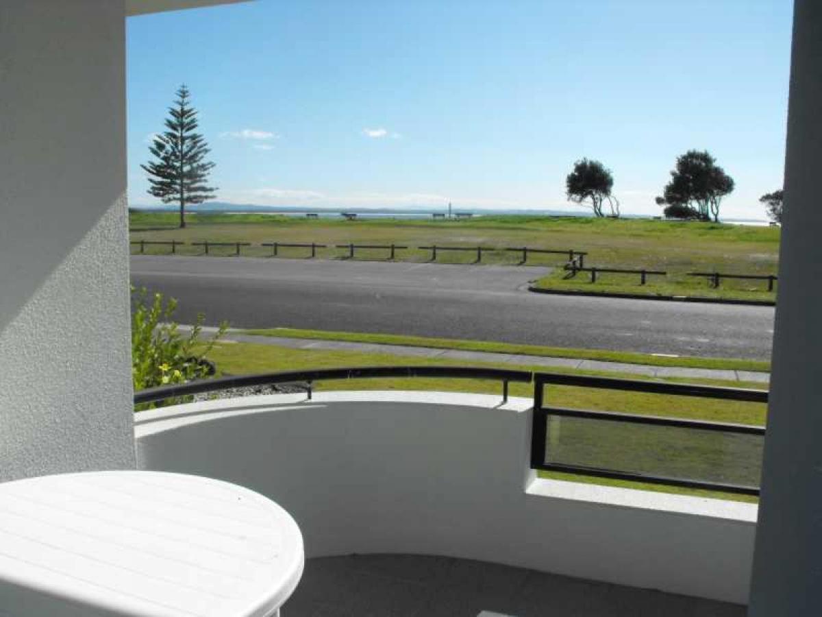 Hi Surf Unit 2, 92 Head Street, Apartment Forster